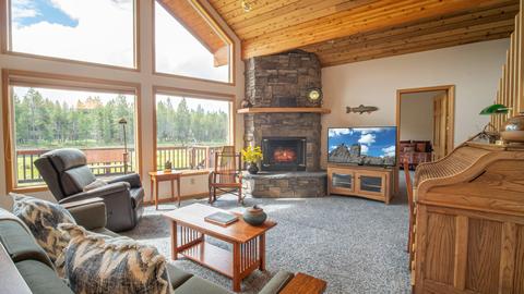 17079 Upland Rd, Bend, OR 97707 photo 5