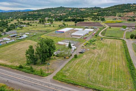 12575 Hwy 62, Eagle Point, OR 97524 photo 1