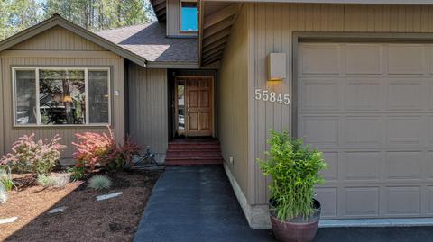 55845 Lost Rider Loop, Bend, OR 97707 photo 2