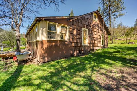 12366 E Antelope Rd, Eagle Point, OR 97524 photo 11