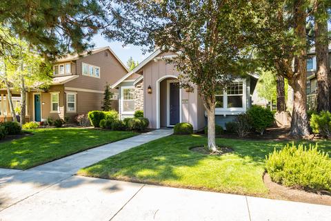 19460 Blue Lake Loop, Bend, OR 97702 photo 3