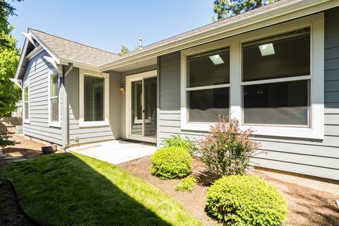 19460 Blue Lake Loop, Bend, OR 97702 photo 26