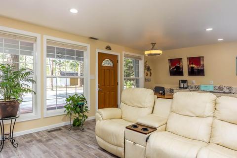 51450 Hann Rd, La Pine, OR 97739 photo 3