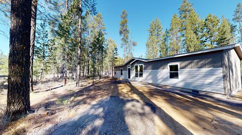 17443 Grebe Rd, Bend, OR 97707 photo 2