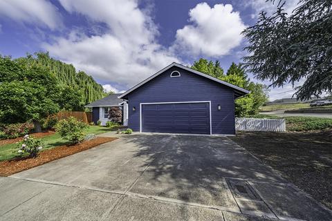 3091 Ruby Dr, Medford, OR 97504 photo 2