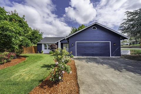 3091 Ruby Dr, Medford, OR 97504 photo 4