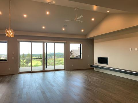 19203 Gateway Loop, Bend, OR 97702 photo 11