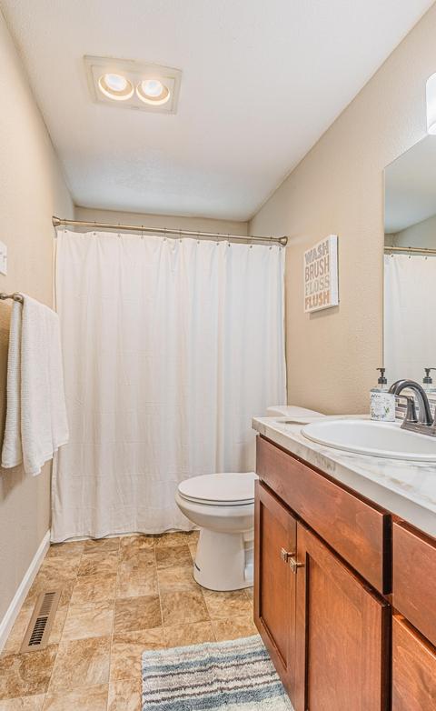 176 Devon Dr, Grants Pass, OR 97527 photo 27
