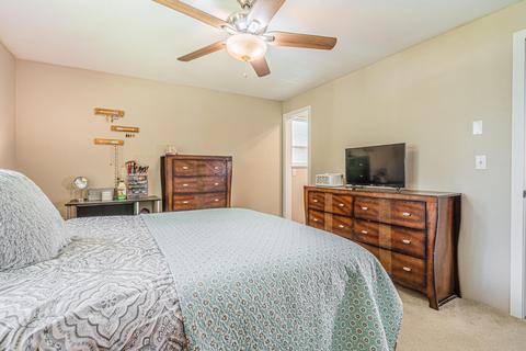 176 Devon Dr, Grants Pass, OR 97527 photo 16