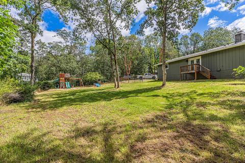 176 Devon Dr, Grants Pass, OR 97527 photo 43