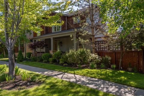 175 NW Flagline Dr, Bend, OR 97703 photo 2