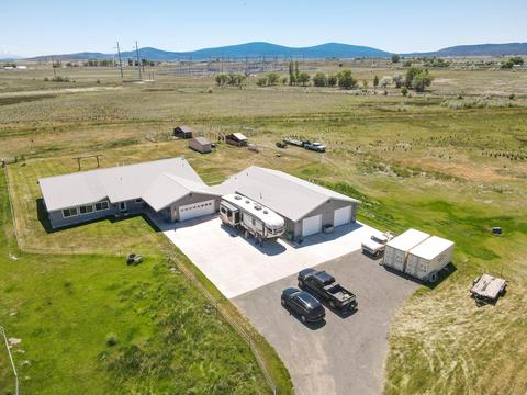 644 Joe Wright Rd, Klamath Falls, OR 97603 photo 11