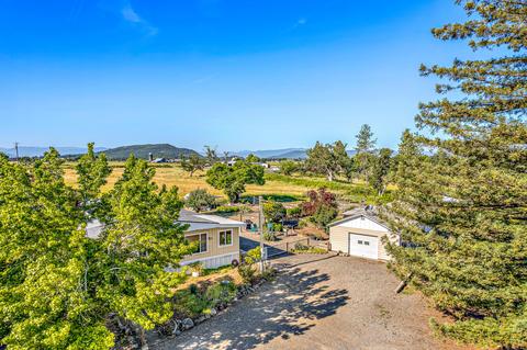 15641 Or-62, Eagle Point, OR 97524 photo 1