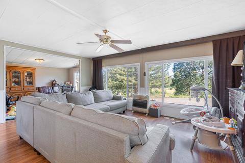 15641 Or-62, Eagle Point, OR 97524 photo 4