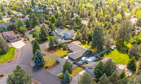 61369 Steens Mountain Loop, Bend, OR 97702 photo 2