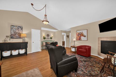 1437 NE Covington Ln, Bend, OR 97701 photo 5