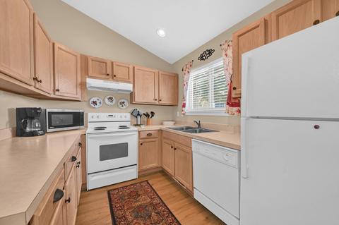 1437 NE Covington Ln, Bend, OR 97701 photo 10