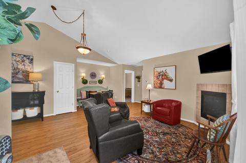 1437 NE Covington Ln, Bend, OR 97701 photo 3