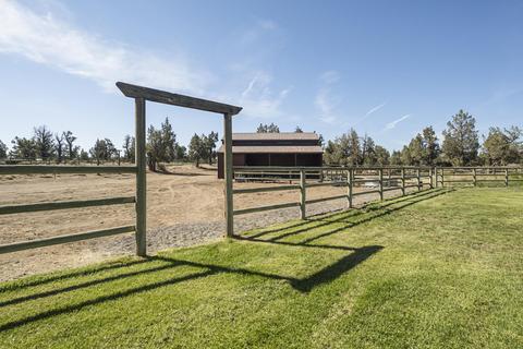24055 Dodds Rd, Bend, OR 97701 photo 50