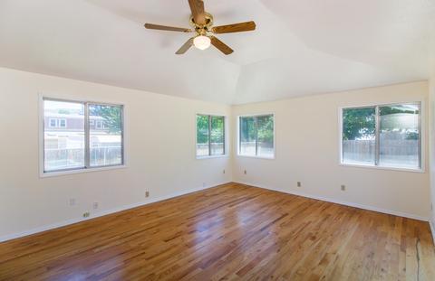 209 W 5th St, Phoenix, OR 97535 photo 12
