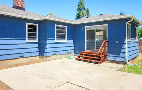 209 W 5th St, Phoenix, OR 97535 photo 22