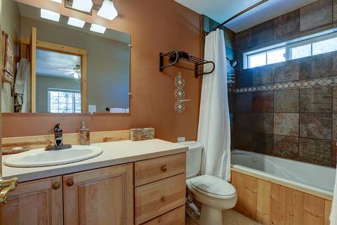 55629 Wagon Master Way, Bend, OR 97707 photo 19