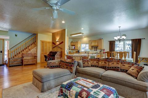55629 Wagon Master Way, Bend, OR 97707 photo 7