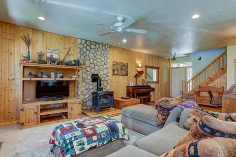 55629 Wagon Master Way, Bend, OR 97707 photo 4