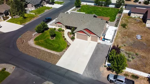9500 12th Ln, Terrebonne, OR 97760