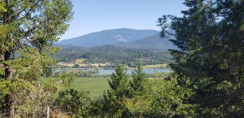 River Vista Drive, Grants Pass, OR 97526