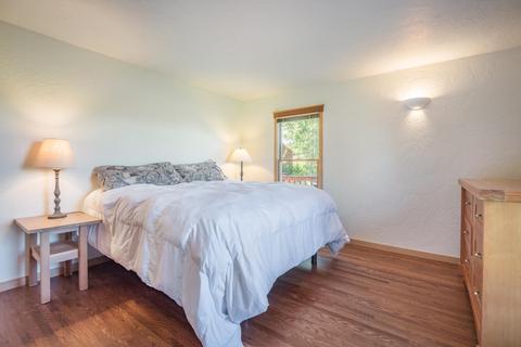 65980 Cline Falls Rd, Bend, OR 97703 photo 9
