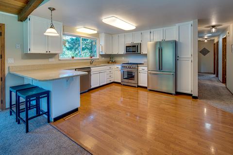 60588 Springtree Ct, Bend, OR 97702 photo 16