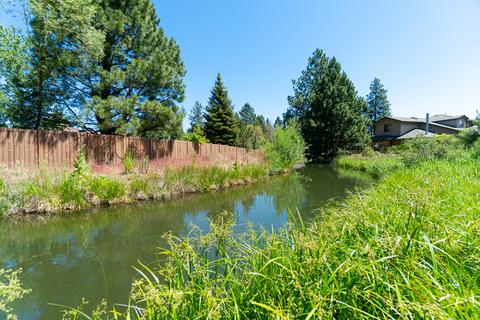 60588 Springtree Ct, Bend, OR 97702 photo 46