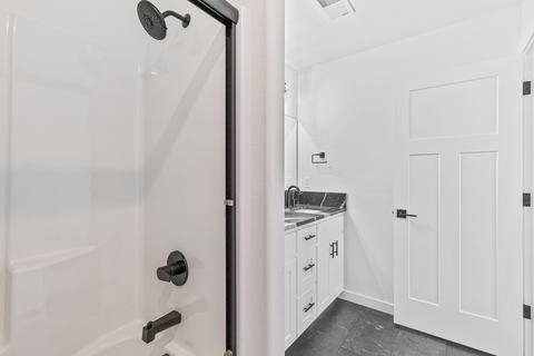 303 Everett Way, Talent, OR 97540 photo 26