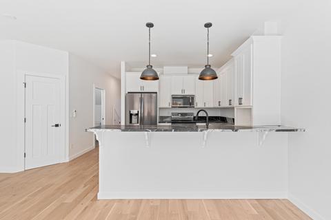 303 Everett Way, Talent, OR 97540 photo 13