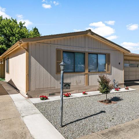 555 Freeman Rd UNIT 6, Central Point, OR 97502 photo 2