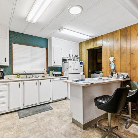 555 Freeman Rd UNIT 6, Central Point, OR 97502 photo 11