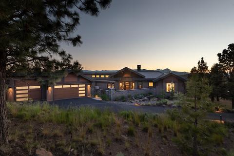 2057 NW Perspective Dr, Bend, OR 97703 photo 1