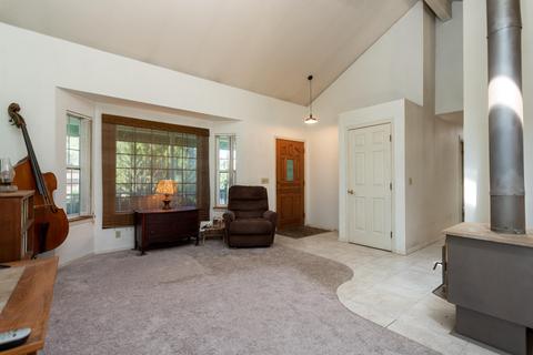 19335 Mohawk Rd, Bend, OR 97702 photo 4