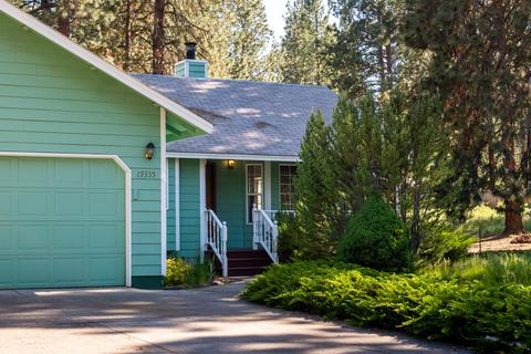 19335 Mohawk Rd, Bend, OR 97702 photo 2