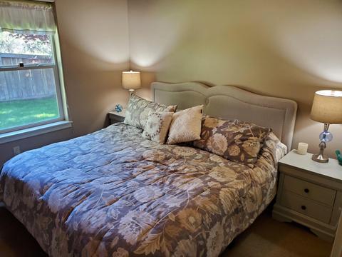 20699 Beaumont Dr, Bend, OR 97701 photo 16