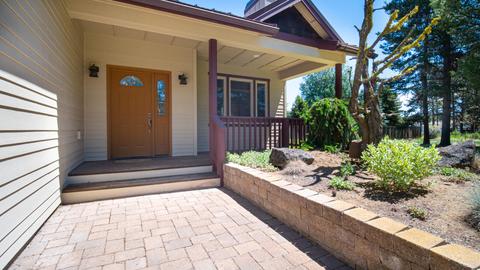 52790 Meadow Ln, La Pine, OR 97739 photo 3