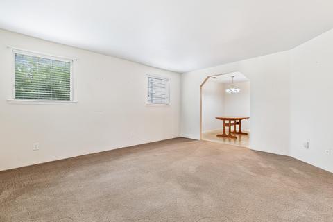 480 Westminster Dr, Eagle Point, OR 97524 photo 5