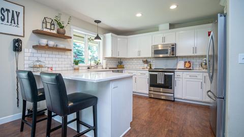 61230 Sarah Dr, Bend, OR 97702 photo 5
