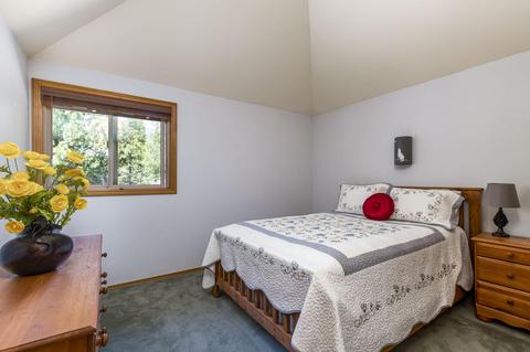 18187 Oregon Loop, Sunriver, OR 97707 photo 26