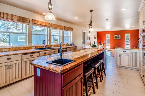 22234 Nelson Rd, Bend, OR 97701 photo 13