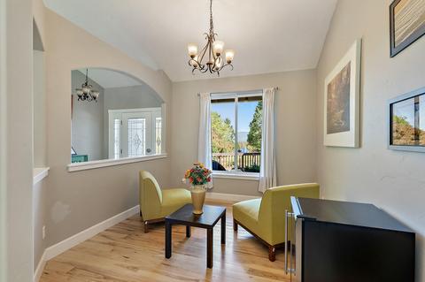315 Summit Loop, Grants Pass, OR 97527 photo 8