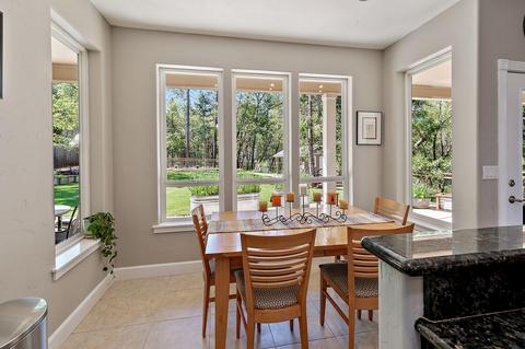 315 Summit Loop, Grants Pass, OR 97527 photo 5