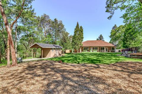 315 Summit Loop, Grants Pass, OR 97527 photo 41