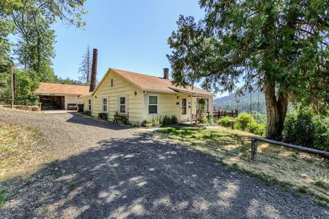 46 Busch Rd, Trail, OR 97541 photo 3